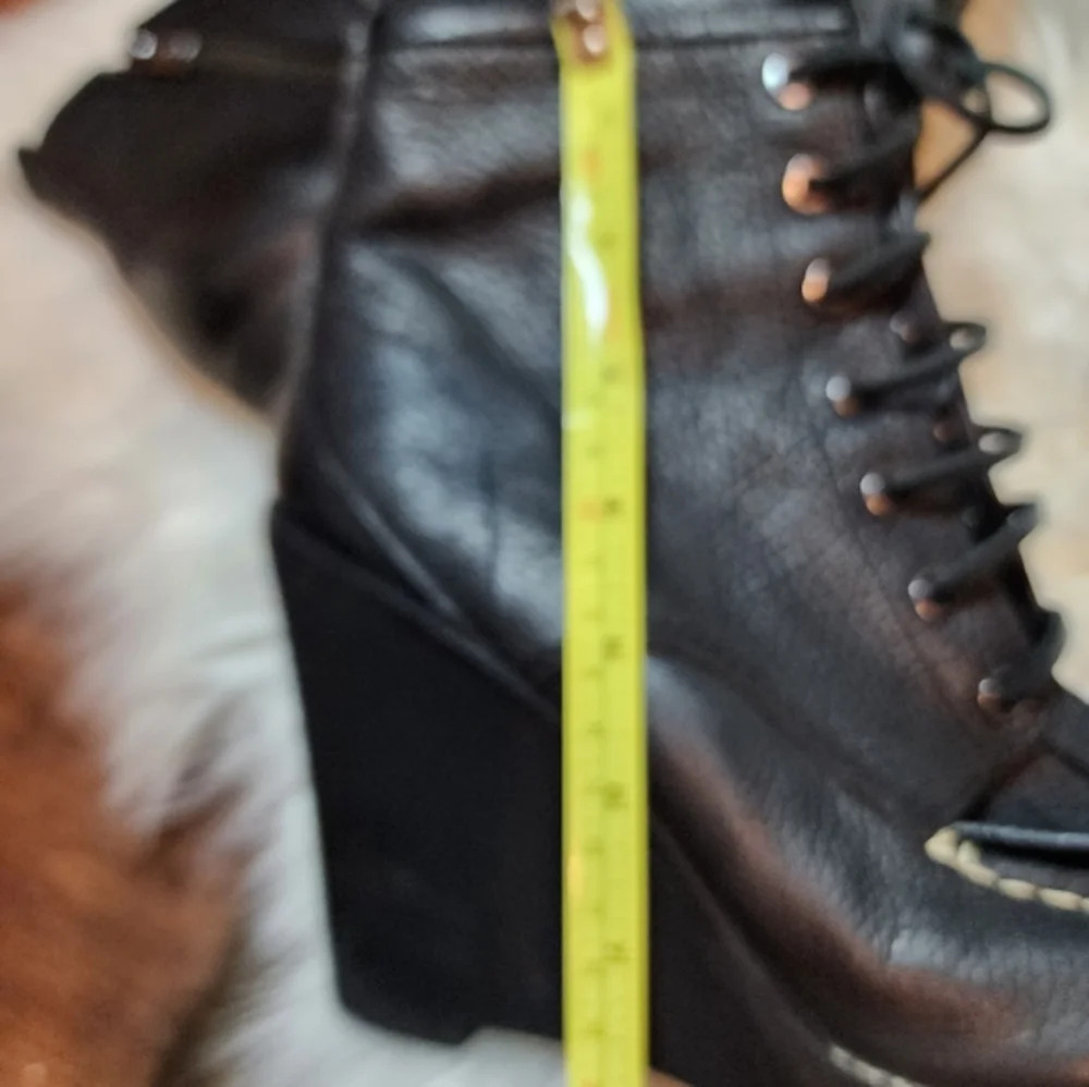 Tory Burch Kiltie Fringe Wedge Boots 10 - Picture 6 of 13